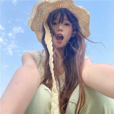 躲在阁楼的安妮·法兰克